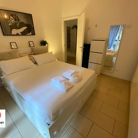 Cozy In Lambrate Apartament